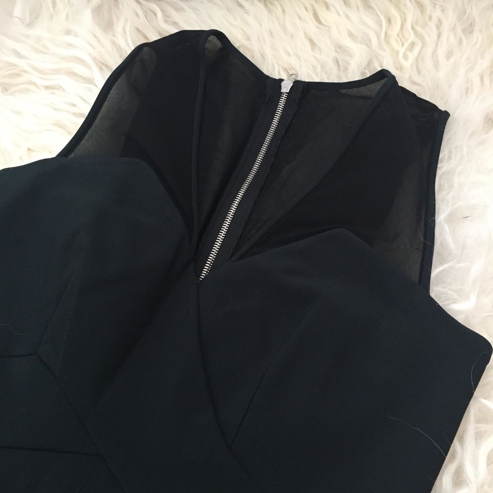 YIGAL AZROUËL Mechanical Sleeveless Top - Picture 6 of 6